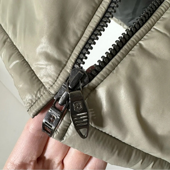 Victorinox Wool Sweater Jacket Combo Size Large - Picture 6 of 9